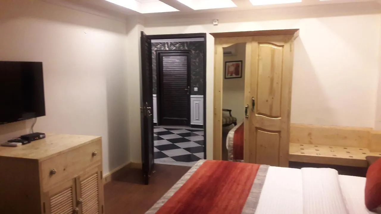 The Oaktree House Hotell Shimla