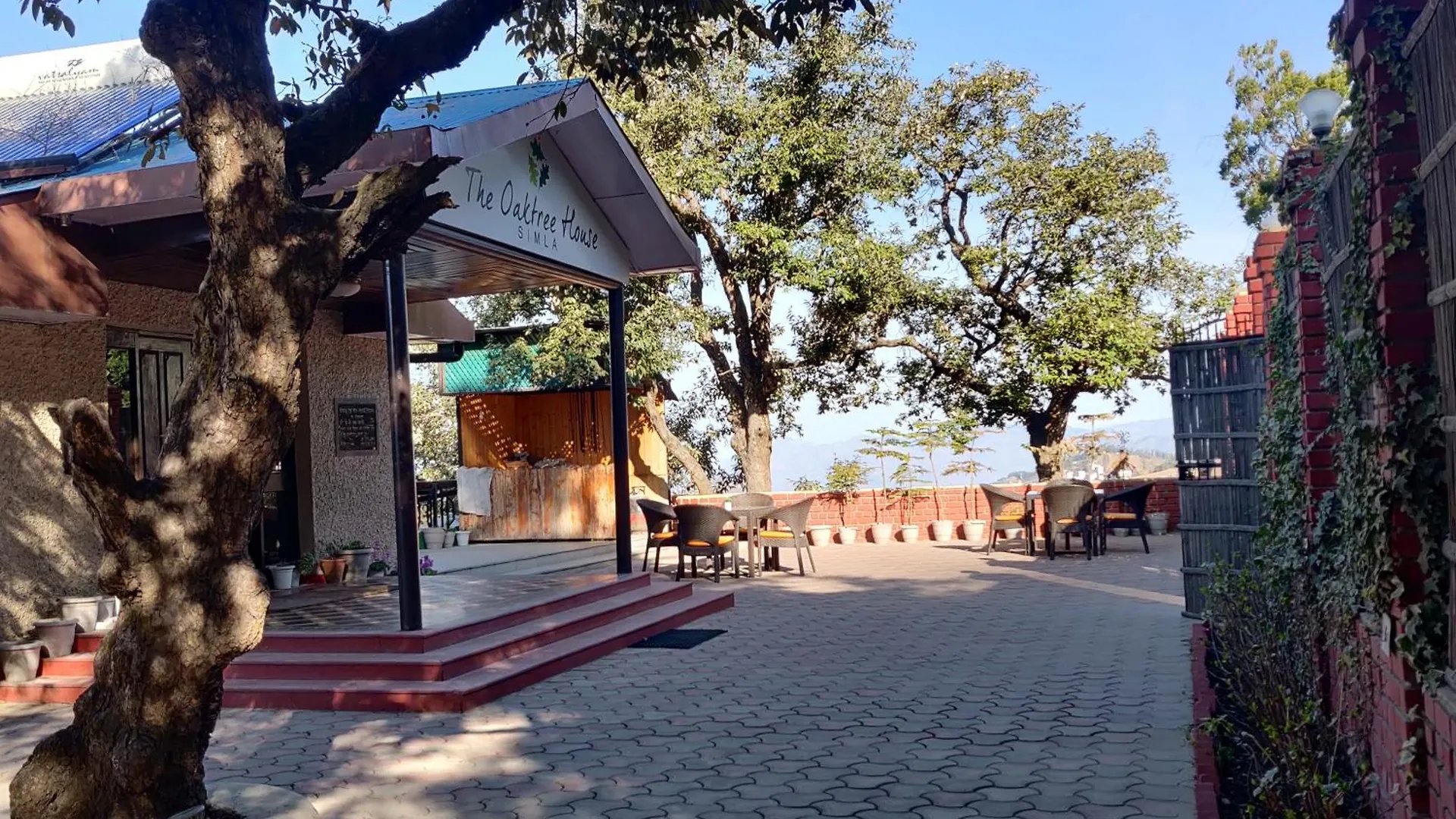 The Oaktree House Hotel Shimla