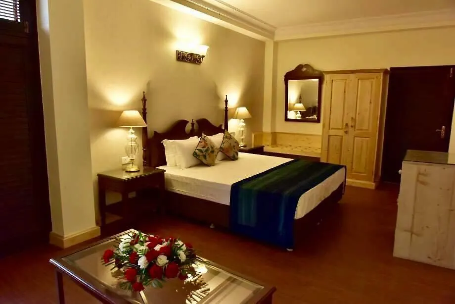 The Oaktree House Hotel Shimla