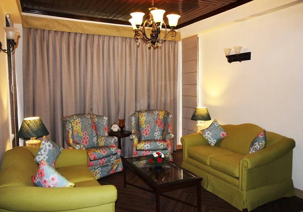 The Oaktree House Hotel Shimla